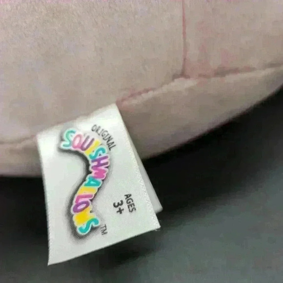Squishmallows Caparinne RARE the Pink Rainbow Bigfoot NWT Multicolor - Picture 5 of 7